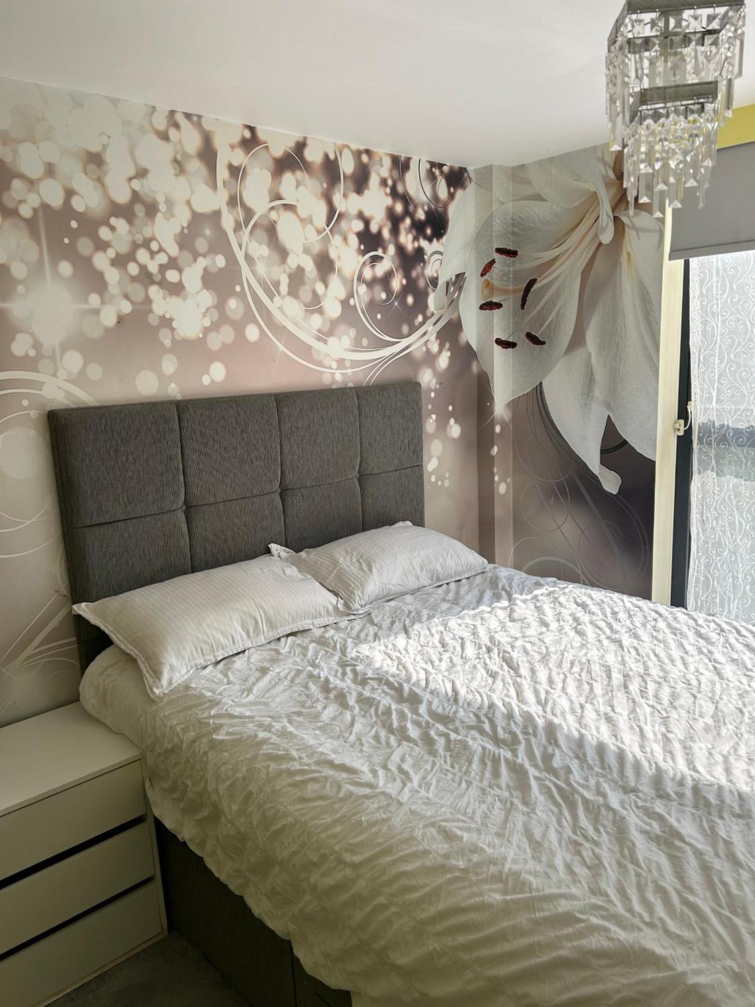 Luxurious And Spacious Apartment